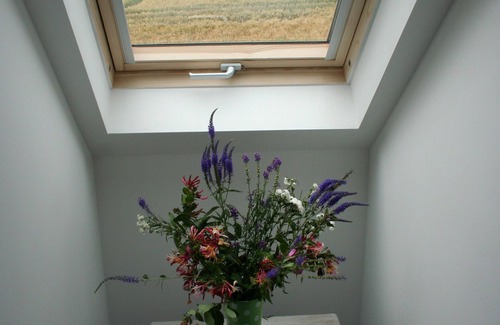 Yarmouth House | Spacious rural bungalow, disabled friendly, sleeps 2-10, 4 bedrms, 3 bathrooms.