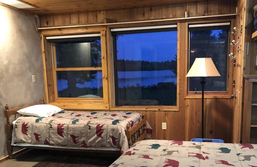Tomahawk House | Spacious, Rustic, Beautiful Lodge-15 Acres 600+ Ft of Shoreline-Enjoy all year