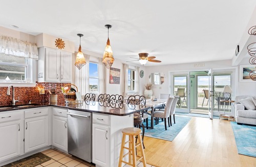 Seabrook House | Spacious Seabrook Beach Home, Breathtaking Sunsets