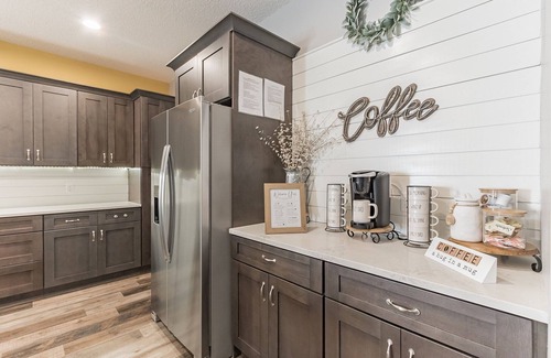 Brunswick House | Spacious secluded home minutes away from the beach!