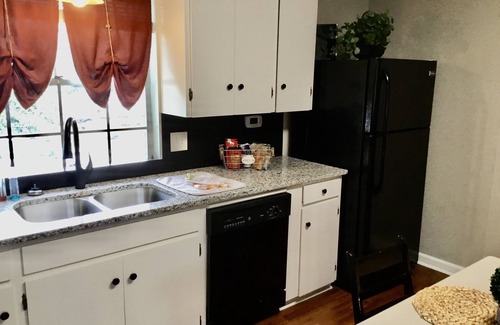 Little Rock House | Spacious separate quarters sleeps four! Non-smoking unit.