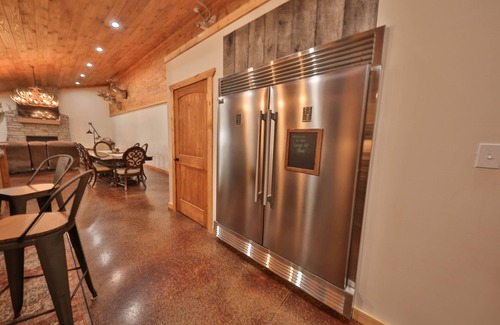 Plummers Landing House | Spacious & serene country location with cozy at home familiarity.