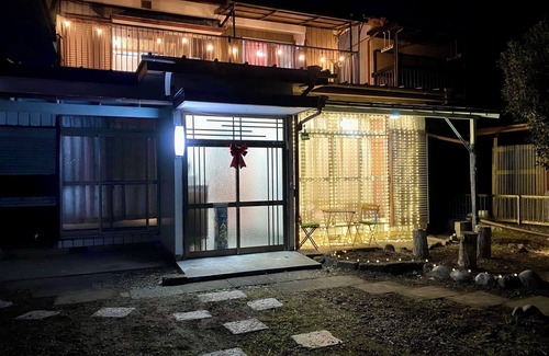 Yuki House | Spacious shared house with health sauna, fitness room, Netflix and WiFi.