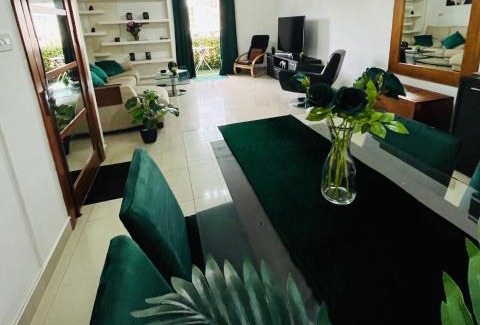 Sliema Apartment | Spacious Side Seaview Sliema Apartment