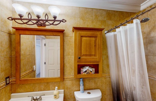 Hunt Club House | Spacious single-level home with private pool, patio, central AC, & washer/dryer