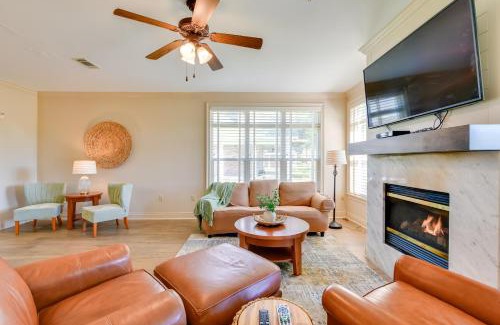 Springfield Villa | Spacious Springfield Home with Golf Course View!