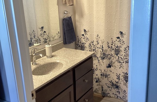 Escanaba Apartment | Spacious Studio Apartment in Escanaba