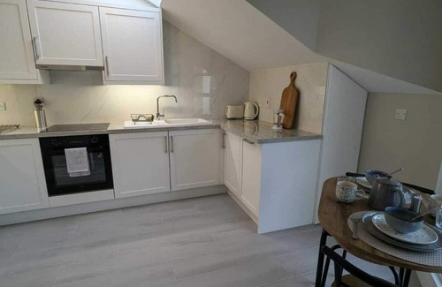 Malahide Apartment | Spacious & stylish, upgraded 1BD @ Malahide Marina