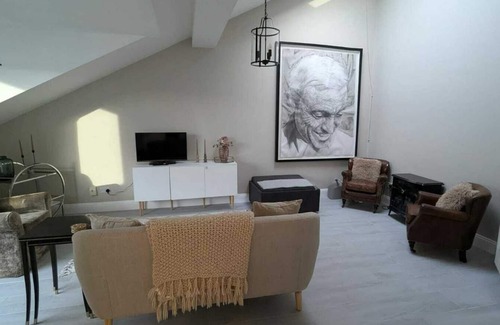 Malahide Apartment | Spacious & stylish, upgraded 1BD @ Malahide Marina