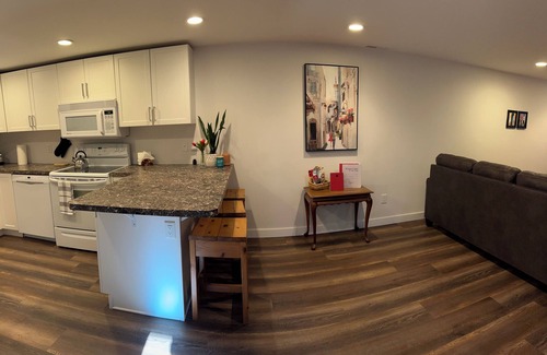South Lethbridge House | Spacious Suite in Central Location
