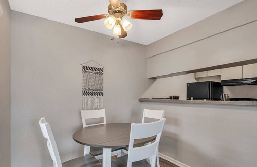 Midland Apartment | Spacious Suite in the Center of Midland
