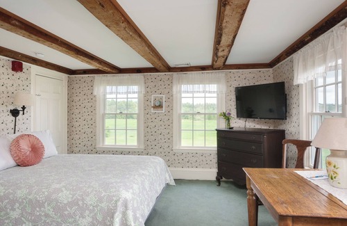 North Berwick Hotel | Spacious Suite in a farm setting-20 mins to the ocean-#2-Abbott Brook Inn