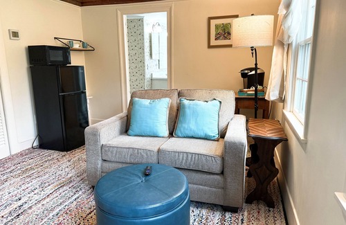 North Berwick Hotel | Spacious Suite in a farm setting-20 mins to the ocean-#2-Abbott Brook Inn