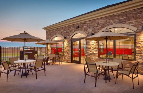 Cheyenne Condo | Spacious Suite with FREE Breakfast + Wi-Fi | Great for Business!