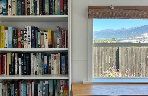 Kaikoura House | Spacious | Sunny | Warm - KK03219, Spacious | Sunny | Warm