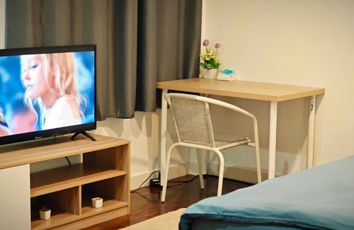 Chidlom Hotel | Spacious 5-bedroom hotel with WiFi, AC in delightful Krung Thep Maha Nakhon
