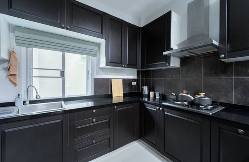 Ekkamai House | Spacious 4BR Home Bright, Stylish & Private Cinema