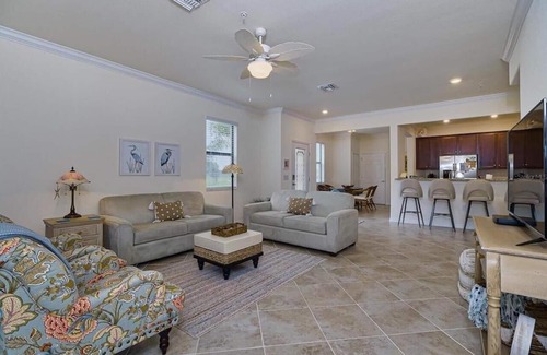 Gran Paradiso House | Spacious Townhome in Resort Style Community