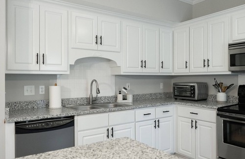 National Hills House | SPACIOUS TOWNHOME NEWLY RENOVATED! BEST LOCATION AUGUSTA HAS TO OFFER!