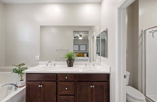 Temecula House | Spacious Townhouse near wine country – Your Homebase in the Heart of Murrieta!