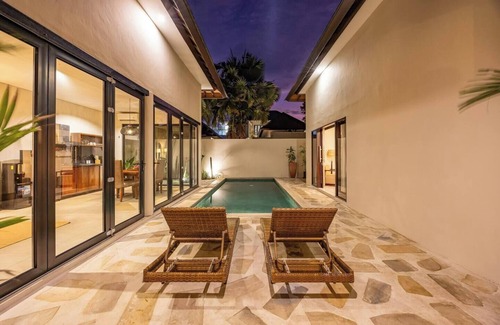 Umalas Villa | Spacious tropical villa | Newly renovated | Umalas