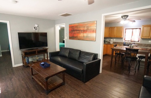 Monticello Apartment | Spacious Two-Bedroom House with Lake Views