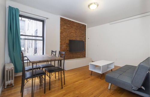 Upper East Side Apartment | Spacious Two BR Apartments in Yorkville Upper East NYC