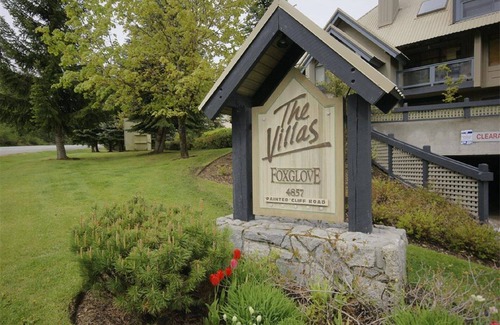 Blackcomb Condo | Spacious two level two bedroom unit on the Benchlands
