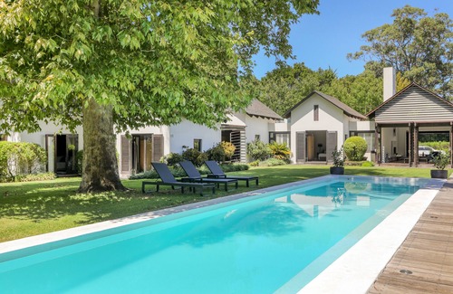 Constantia Villa | Spacious, unique, private 5 bedroom house.