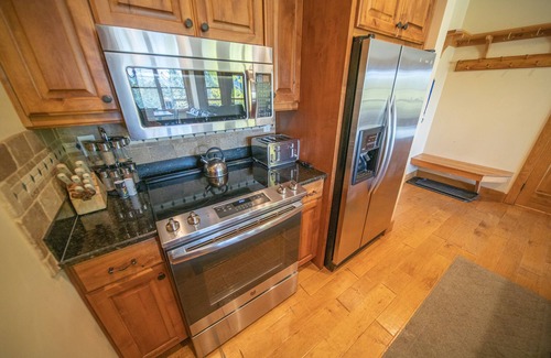 River Run Condo | Spacious Unit for a Large Group, Neas the Slopes!