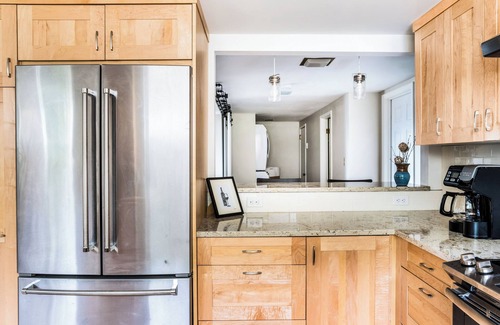 Port Gardner Apartment | Spacious unit in historic neighborhood with mountain and downtown views