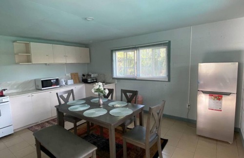 Nuku'alofa Apartment | Spacious Upstair 3-bedroom apartment with WiFi, AC in beautiful Fanga o pilolevu