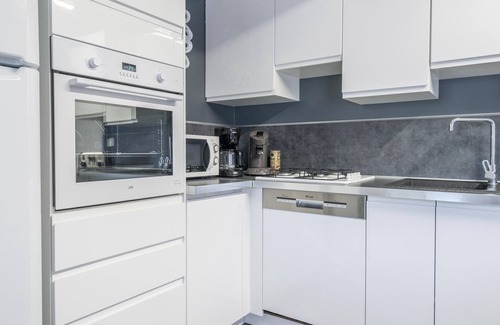 Cessenon-sur-Orb House | Spacious villa 200 metres from the river Orb