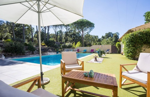 Les Brugassieres Villa | spacious villa 250 m² on fully enclosed land of 1 hectare pets welcome