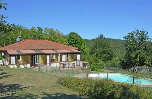 Saint-Marsal Villa | Spacious Villa in Saint Marsal with Swimming Pool