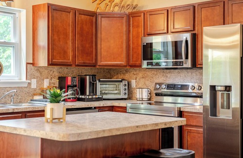 Long Pond House | Spacious villa in the heart of Pocono w Game room near casino,Kalahari,Ski,pools
