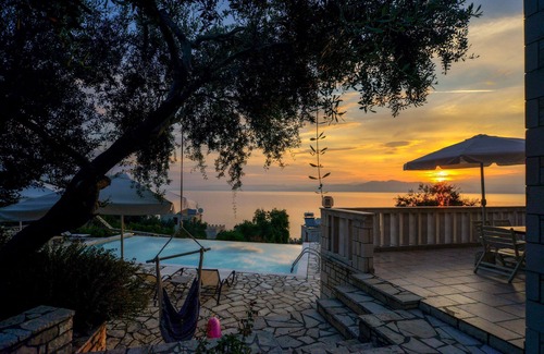 Gaios Villa | Spacious, villa Ionia directly the sea.