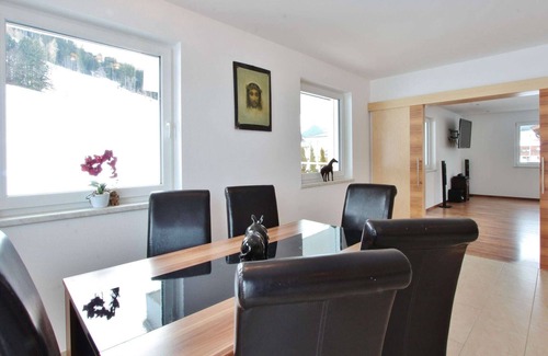 Hinterthiersee Villa | Spacious Villa with Garden in Hinterthiersee