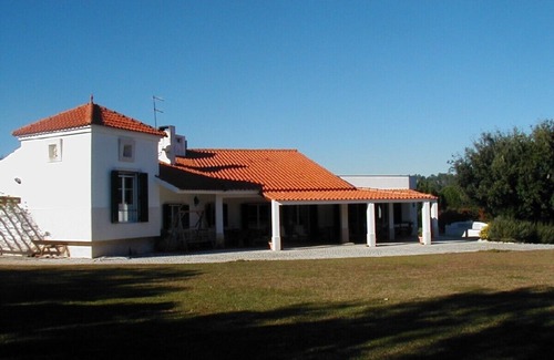 Sesimbra Villa | Spacious villa with pool and gardens, close to Sesimbra 40 Km South of Lisbon