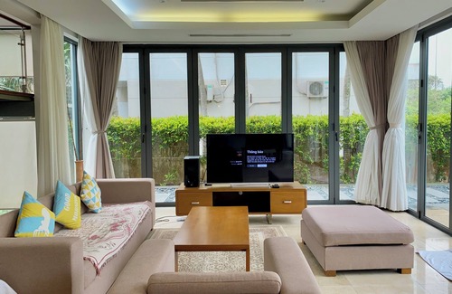 Ngu Hanh Son Villa | Spacious Villa With A Private Pool - E4
