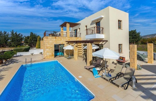 Pegeia Villa | Spacious villa with private pool, close to resort