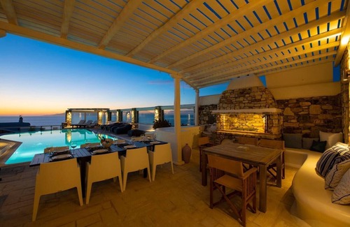 Agios Ioannis Villa | Spacious villa with extra beds to accommodate up to 13 persons and private pool