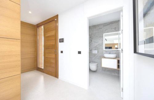 Santa Ponsa House | Spacious Villa with Private Patio, big garden