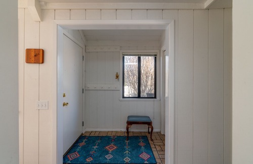 Elkhorn Condo | Spacious Villager Condo, Quick Access & Great View