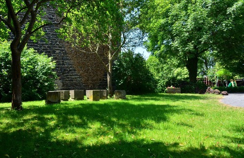 Olby House | Spacious warm L'Abri du Berge suitable for tribes