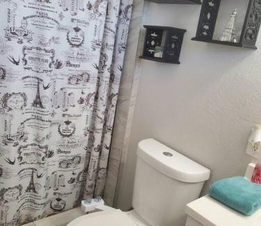 El Paso House | Spacious West El Paso 19 min from Airport, Fort Bliss Military Base
