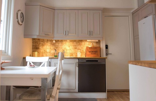 Tromso Apartment | Spacious with a great view over Tromsø