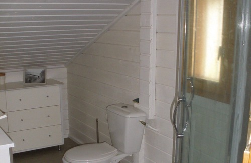 La Teste-de-Buch Ski Chalet | Spacious wooden chalet in a leisure park On the Bassin d'Arcachon