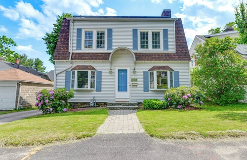 Salisbury Street House | Spacious Worcester Home Near Parks & Universities!