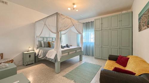 Ta' Xbiex Apartment | Spaciously Cosy 3BD Accomodation in Ta Xbiex - Yacht Marina & Valletta Views